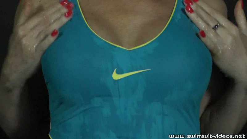 Sophia_Wet_Nike_Swimsuit_NN_10.jpg