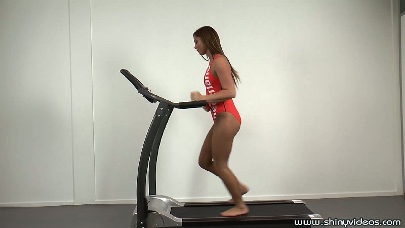 Natalia_Treadmill_13.jpg